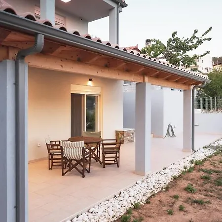 Holiday home Onar Porto Rafti